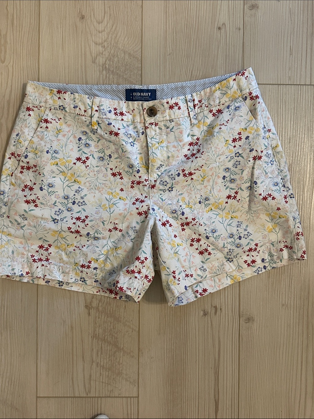 Old Navy Floral Cotton Bermuda Shorts in White with Red, Yellow & Periwinkle